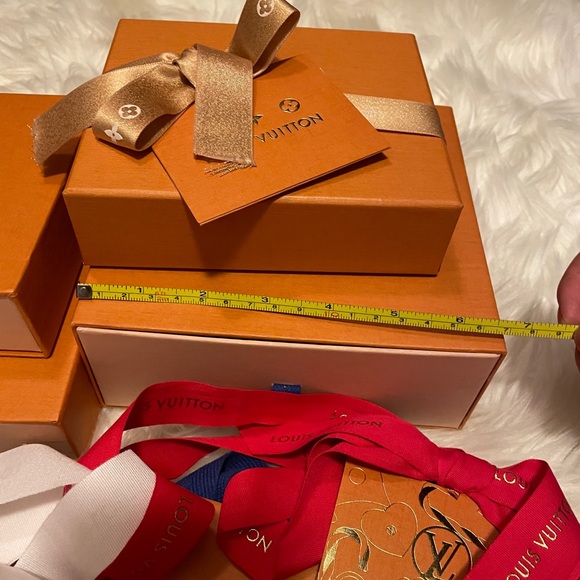 Authentic Louis Vuitton boxes - Picture 2 of 5